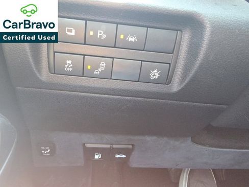 Used 2022 Nissan Kicks S w/ Interior Electronics Package FWD image 14