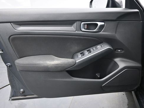 Used 2025 Honda Civic Sport image 18
