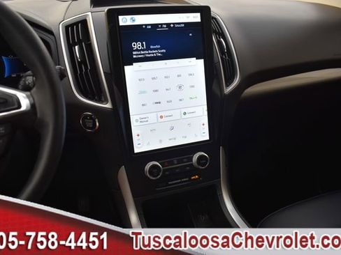 Used 2024 Ford Edge SEL image 33