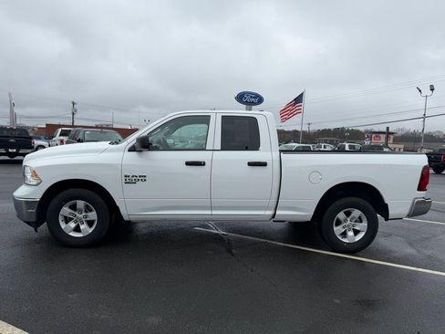 Used 2024 RAM 1500 Classic SLT image 7