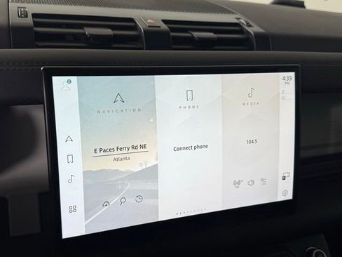 Certified 2024 Land Rover Defender 110 SE image 35