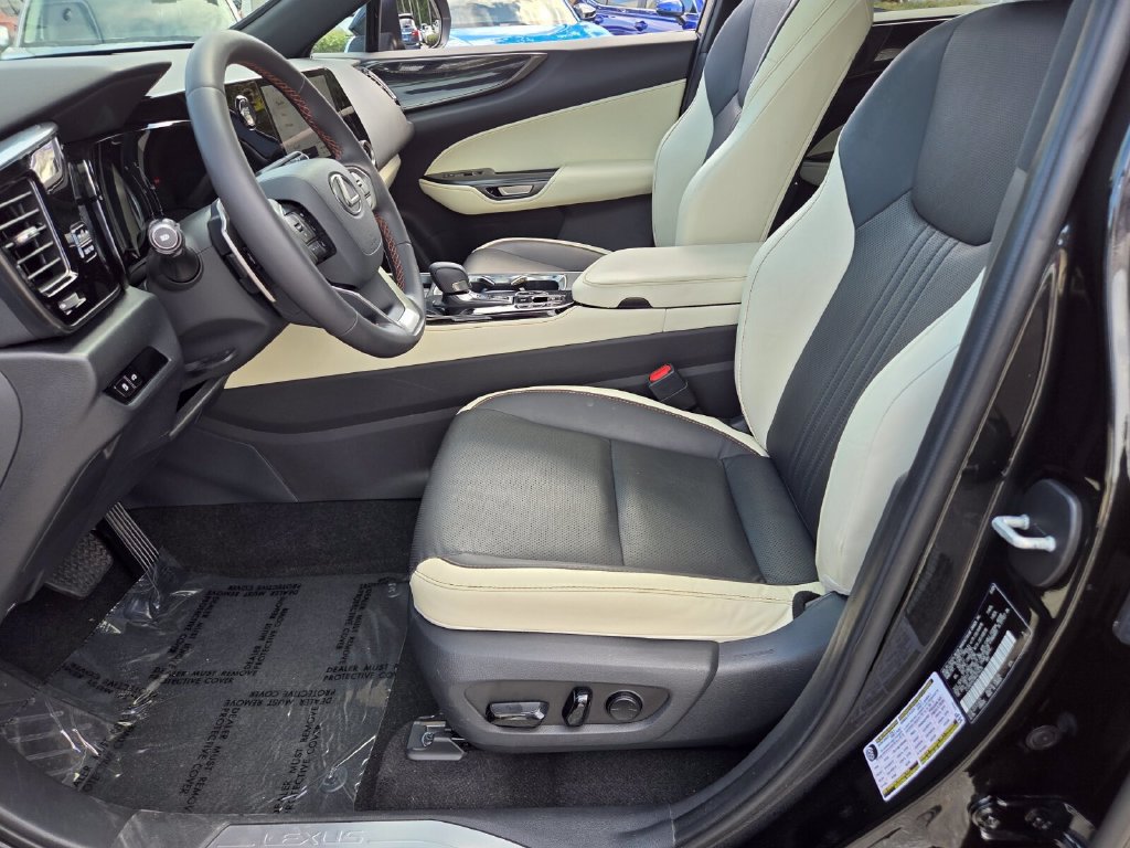 Used 2024 Lexus NX 250 FWD w/ Cold Area Package image 9