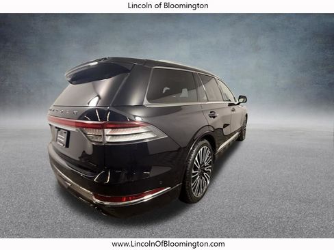 Certified 2023 Lincoln Aviator Black Label w/ Dynamic Handling Package AWD/4WD image 8