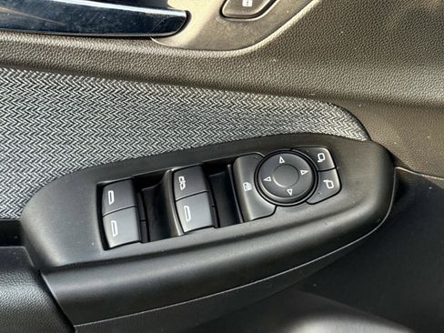 Used 2021 Chevrolet TrailBlazer LT w/ Convenience Package image 19