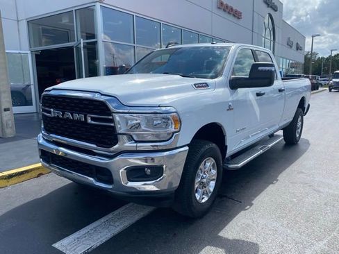 Used 2024 RAM 2500 Big Horn AWD/4WD image 4