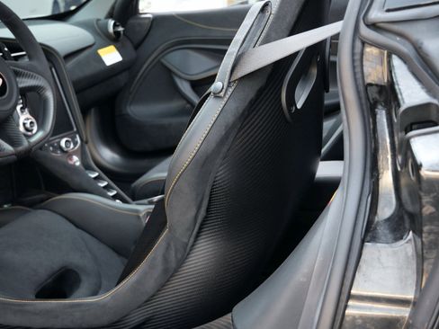 Used 2023 McLaren 720S Performance image 10