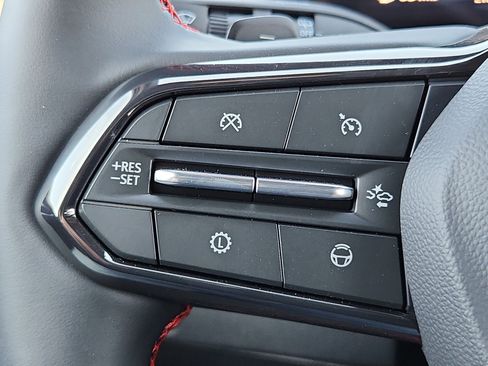 New 2026 Chevrolet Traverse RS w/ LPO, Floor Liner Package image 18