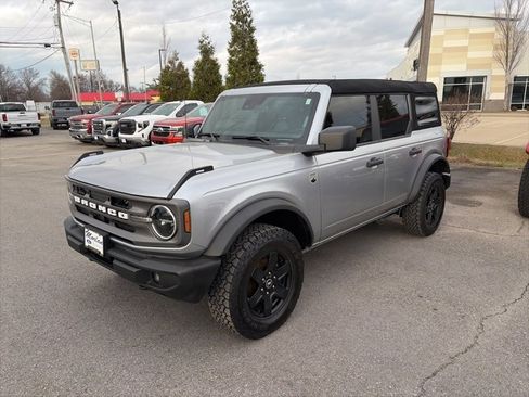 Used 2024 Ford Bronco Big Bend image 2