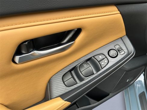 New 2025 Nissan Sentra SV w/ SV Premium Package image 9