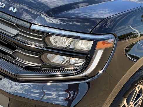 New 2025 Ford Expedition Max Active image 13