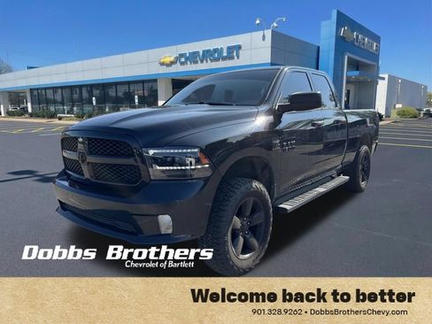 Used 2015 RAM 1500 Tradesman w/ Black Ram 1500 Express Group AWD/4WD image 3