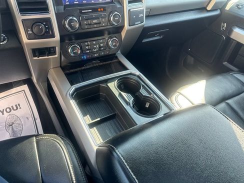 Used 2021 Ford F350 Lariat AWD/4WD image 30