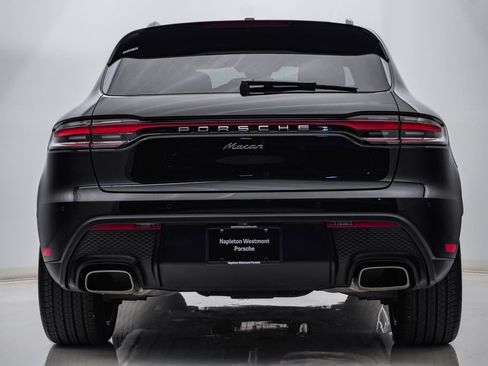 Certified 2026 Porsche Macan AWD/4WD image 10