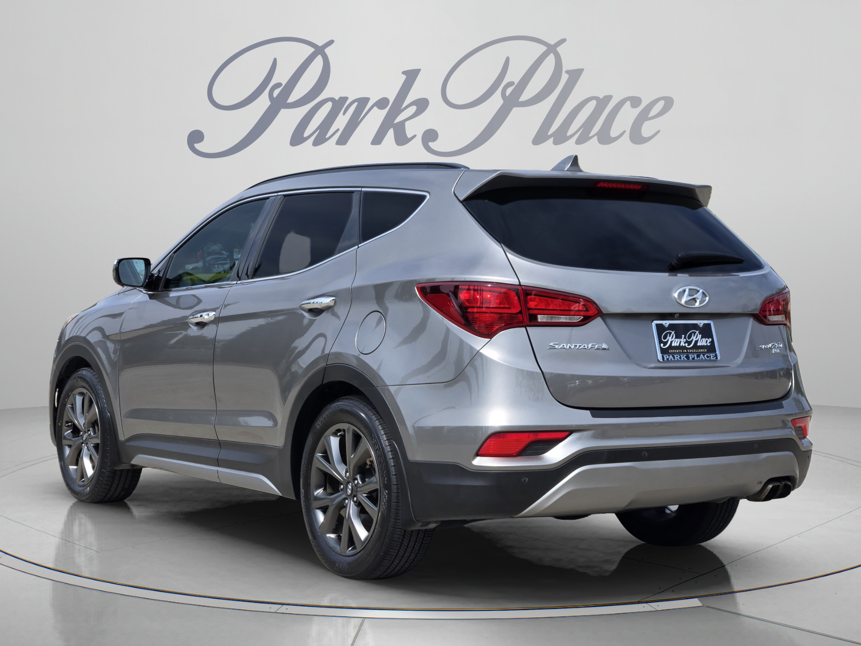 Used 2017 Hyundai Santa Fe Sport FWD image 3