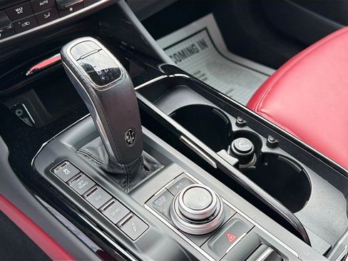 Certified 2022 Maserati Levante GT image 28