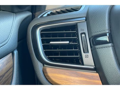 Certified 2020 Honda CR-V Touring image 29