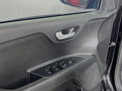 Used 2022 Kia Rio LX FWD image 17