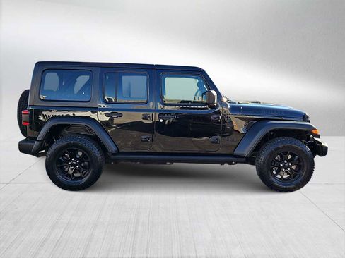 Used 2021 Jeep Wrangler Unlimited Sport image 9