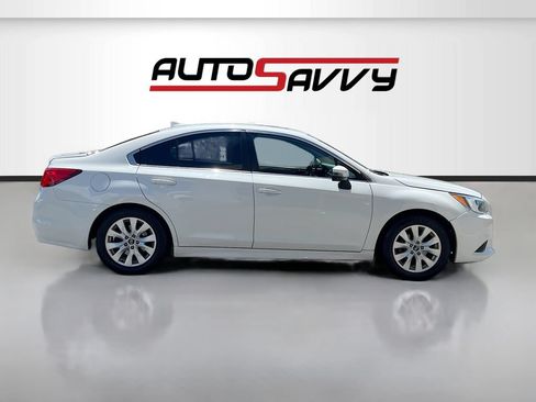 Used 2016 Subaru Legacy 2.5i Premium AWD/4WD image 8