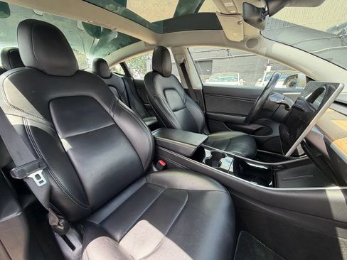 Used 2018 Tesla Model 3 Long Range AWD/4WD image 26