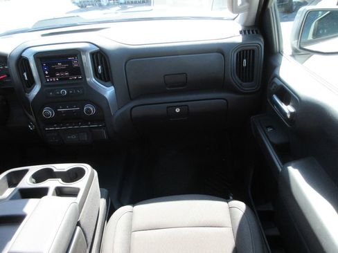 Certified 2024 Chevrolet Silverado 1500 Custom Trail Boss w/ LPO, Dark Essentials Package AWD/4WD image 20