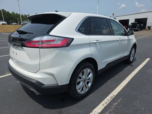 Used 2021 Ford Edge Titanium FWD image 5