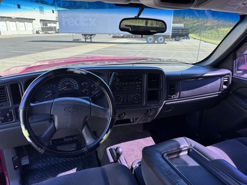 Used 2007 Chevrolet Silverado 1500 LS w/ Chrome Exterior Package image 22