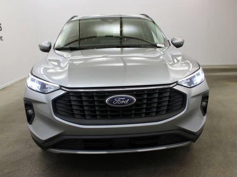 Used 2023 Ford Escape SE FWD image 7