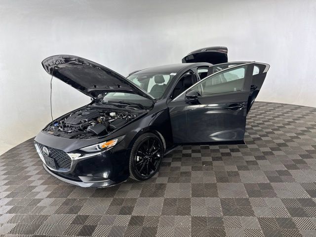 Used 2024 MAZDA MAZDA3 s FWD image 10