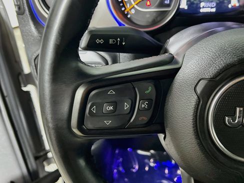 Used 2018 Jeep Wrangler Unlimited Sport S AWD/4WD image 19