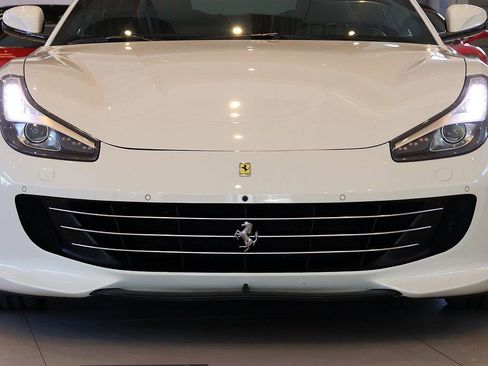 Certified 2018 Ferrari GTC4Lusso image 27