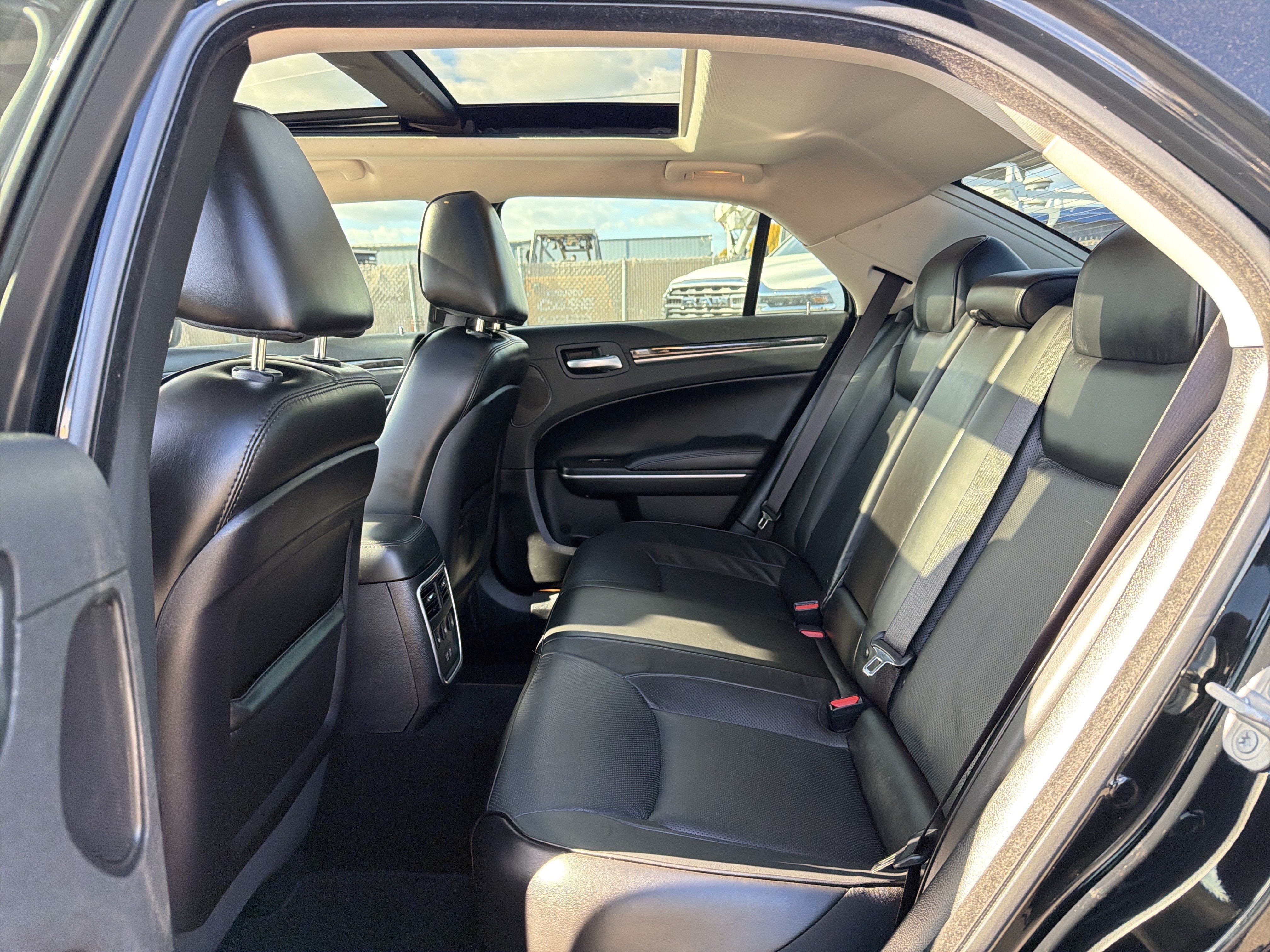 Used 2021 Chrysler 300 Touring L AWD/4WD image 11