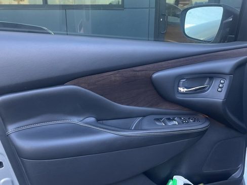 Used 2020 Nissan Murano Platinum w/ Cargo Package image 5