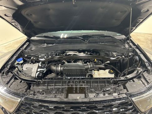 Used 2020 Ford Explorer ST w/ Premium Technology Package image 33