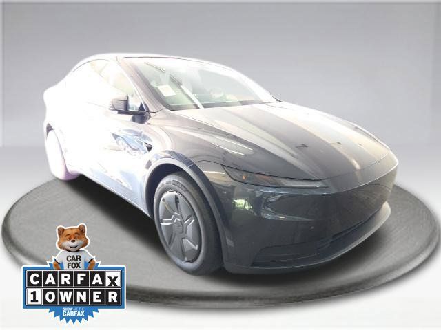 Used 2026 Tesla Model Y 2WD image 2
