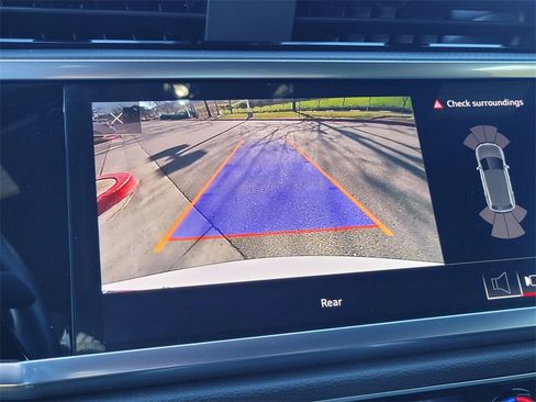 Used 2021 Audi Q3 2.0T Premium Plus w/ Premium Plus Package image 24