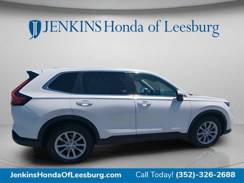 Used 2025 Honda CR-V EX image 3