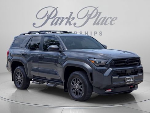 Used 2026 Toyota 4Runner SR5 AWD/4WD image 7
