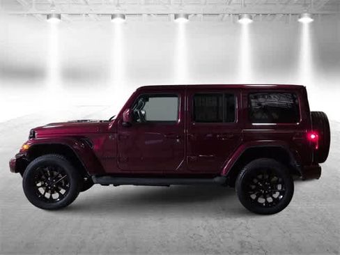 Used 2021 Jeep Wrangler Unlimited Sahara image 5