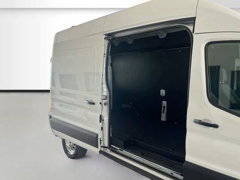 Used 2024 Ford Transit 250 148 High Roof AWD w/ Load Area Protection Package image 27