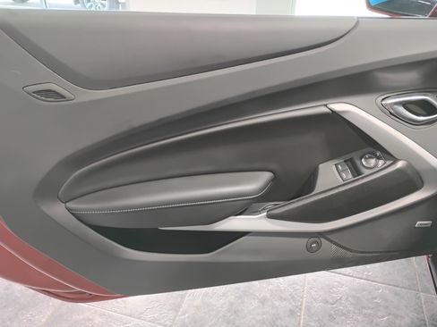 Used 2023 Chevrolet Camaro LT w/ Technology Package RWD image 10