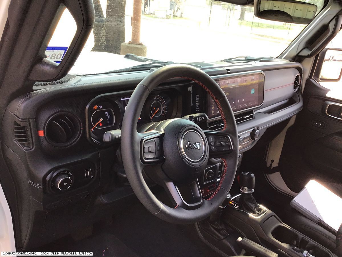 Used 2024 Jeep Wrangler Rubicon AWD/4WD image 12