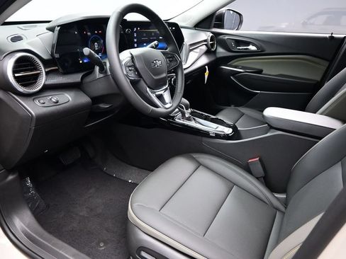 New 2026 Chevrolet Trax ACTIV w/ Driver Confidence Package FWD image 8