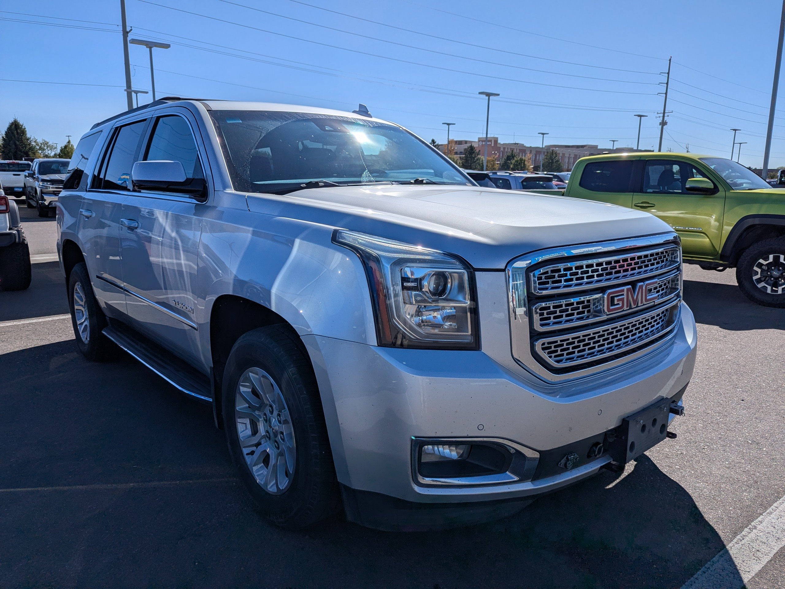Used 2018 GMC Yukon SLT w/ Open Road Package AWD/4WD image 4