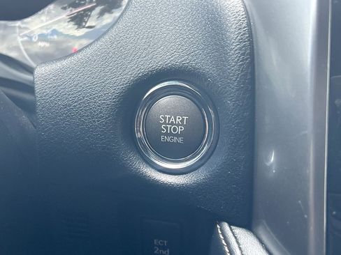 Used 2023 Lexus GX 460 Luxury w/ Sport Design Package AWD/4WD image 40