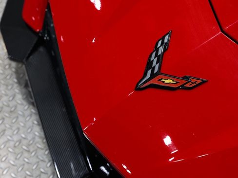 Used 2021 Chevrolet Corvette Stingray Premium Cpe w/ Engine Appearance Package image 25