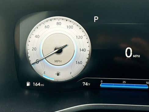 Used 2022 Hyundai Santa Fe SEL w/ Convenience Package image 15