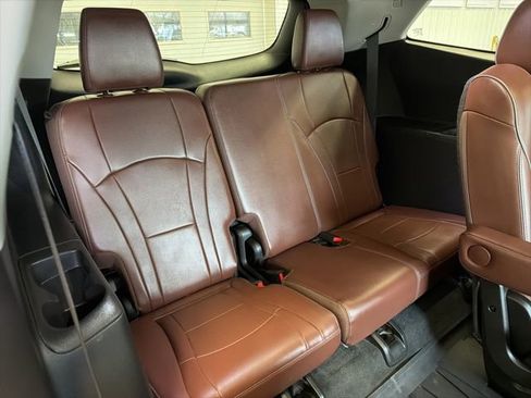 Used 2021 Buick Enclave Avenir w/ Avenir Technology Package image 30