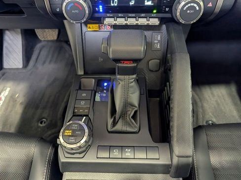 Used 2025 Toyota 4Runner TRD Off-Road Premium AWD/4WD image 24