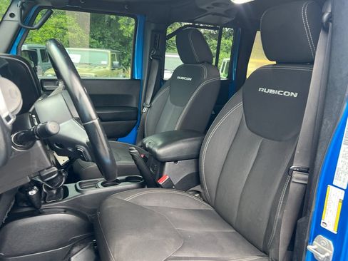 Used 2016 Jeep Wrangler Unlimited Rubicon AWD/4WD image 16